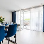 Nr 5 Cetniewo Osada, Władysławowo, Duży Taras, Parking Podziemny * Władysławowo