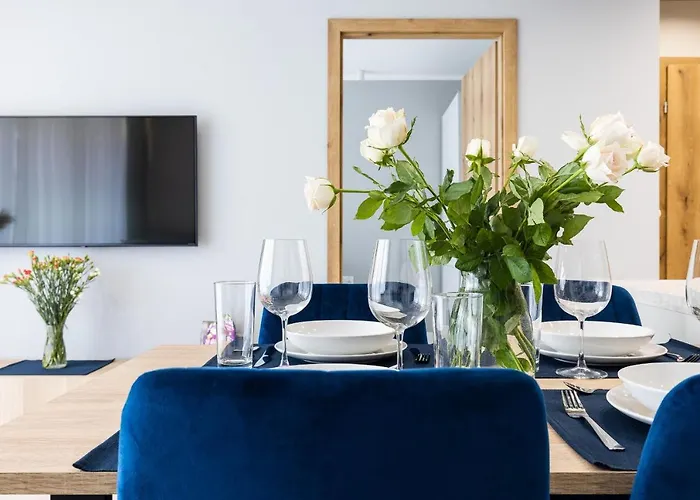 Nr 5 Cetniewo Osada, Wladyslawowo, Duzy Taras, Parking Podziemny * Władysławowo