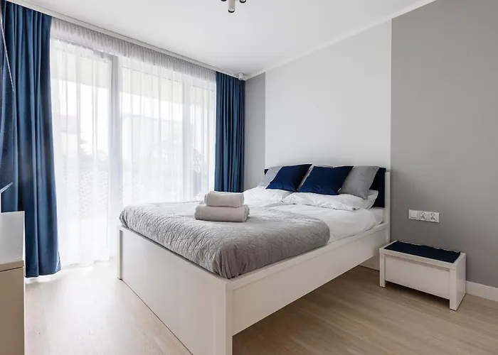 Nr 5 Cetniewo Osada, Wladyslawowo, Duzy Taras, Parking Podziemny *